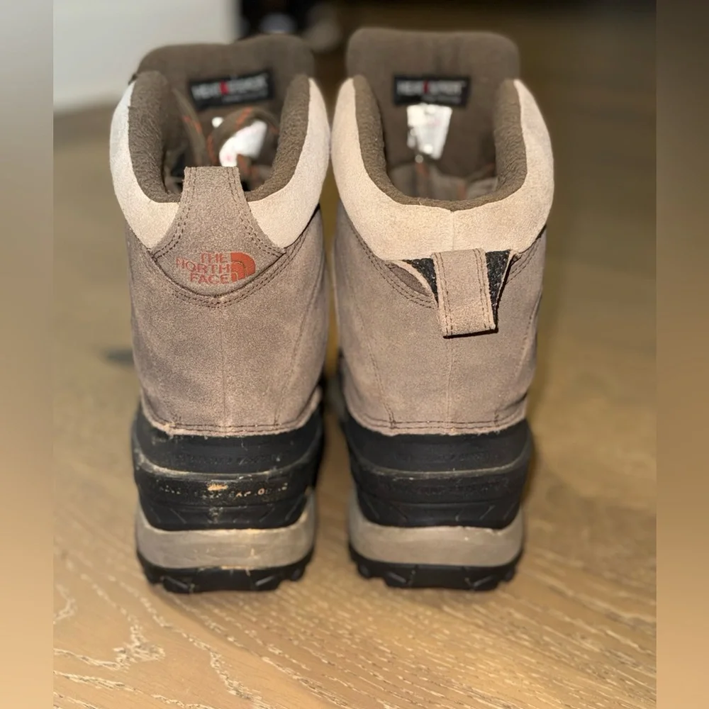 The North Face Men’s Brown and‎ Black Waterproof Winter Boots
